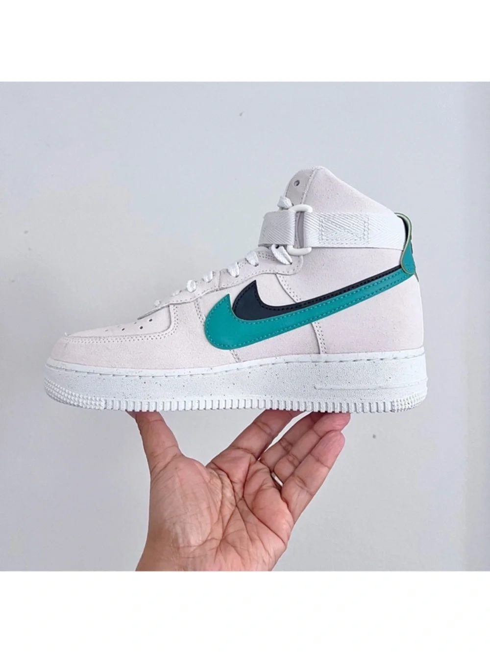 Nike Air Force 1 High Special Edition Sesame Neptune Women’s Sneakers